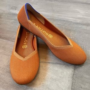 Rothy’s flat in Fawn, size 8.5